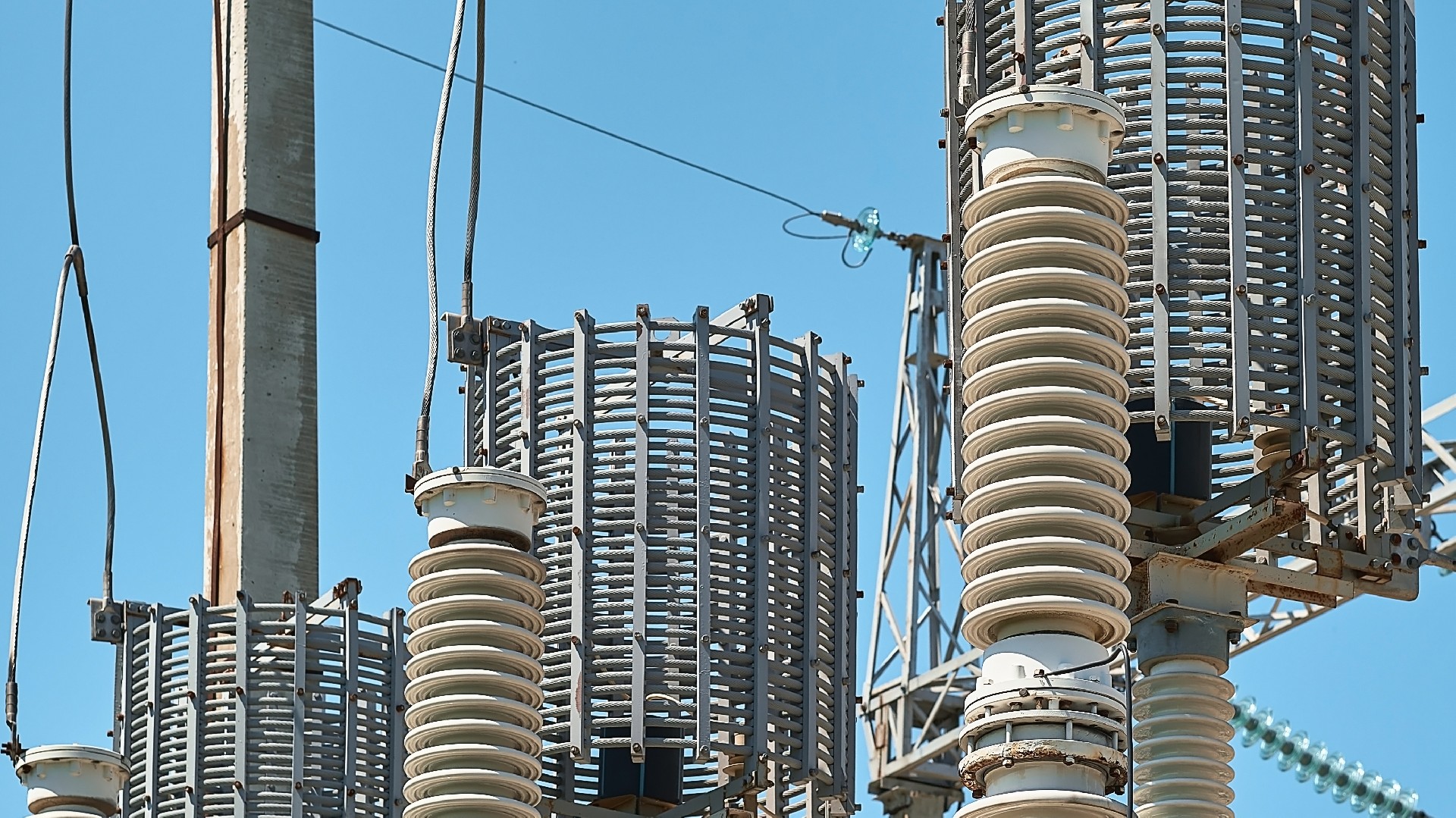 如何選擇最佳油漆來(lái)防腐變壓器油箱？